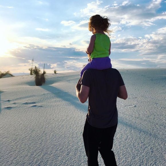 Meet your Posher, Jennifer - Picture 2 of 5